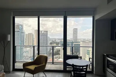 Image de Luxury high rise