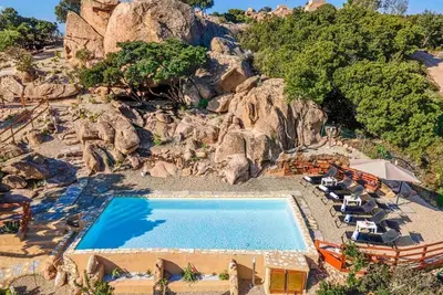 Image de Villa Esmeralda - Free Wifi - with swimming pool