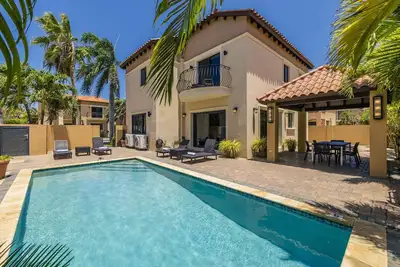 Image de Spacious 3br/3ba Villa with Relaxed Luxury Vibes at Diamante 159 by Bocobay