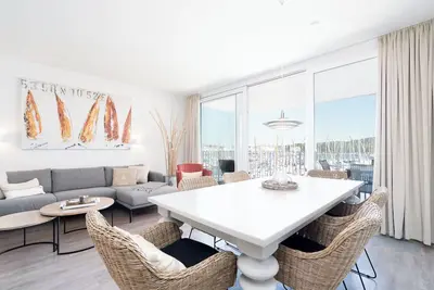 Image de Relax in the luxurious Hafenkino 23 vacation apartment on the Baltic Sea!