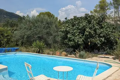 Image de Peaceful, secluded family home with private pool in the heart of Provence.