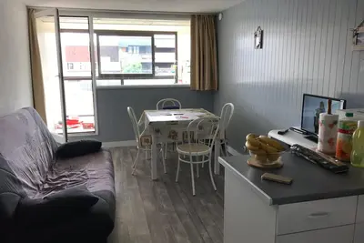 Image de Studio central avec balcon, Wi-Fi et parking Ă Super Besse