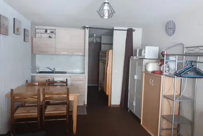 Image de Studio cosy avec Wi-Fi au centre de Super Besse