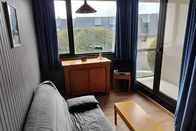 Image de Appartement au centre de Super Besse avec balcon et cuisine équipée