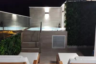 Luxury apartment on San Bartolo with jacuzzi and Sea view