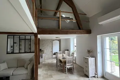 Image de Longère-Bed & Breakfast-Sur la Route des Châteaux-Accès privé aux bords de Loire