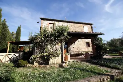 Image de Farmhouse in San Quirico d'Orcia with swimming pool