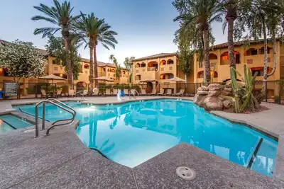 Image de Charming 2-bedroom villa in Scottsdale; 1/2 a block to the Waste Management Open