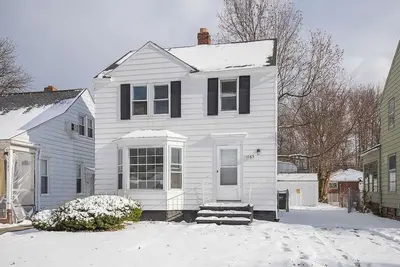 Image de Lovely home in a South Euclid- Cleavland