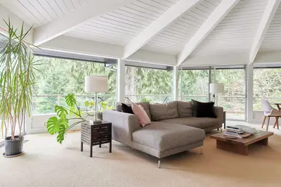 Image de Forest retreat with epic views