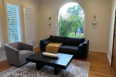 Image de Cozy 3 bedroom Condo in West Hollywood