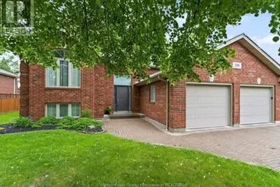 Image de 3 Bedroom basement unit with free parking and wifi