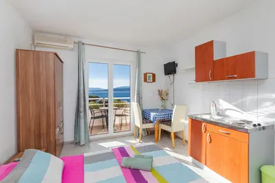 Image de Garçonnière avec le balcon et la vue sur le mer Igrane, Makarska (As-22690-a)