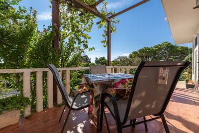Image de Appartement de deux chambres avec la terrasse et la vue sur le mer Igrane, Makarska (A-22690-c)