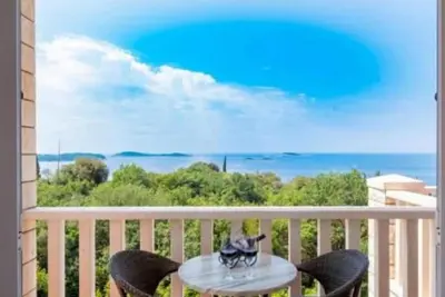 Appartement d'une chambre avec la terrasse et la vue sur le mer Plat, Dubrovnik (A-23567-b)