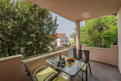 Image de Appartement d'une chambre prés de la plage Ribarica, Karlobag (A-23603-a)