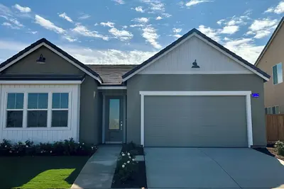 Image de National Parks, Savemart Center, Ev Charge Port, Smart Tv's, Fire Pit, Sega