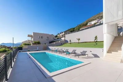 Image de Villa Sunset - Two Bedroom with Balcony and Sea View; Shared Swimming Pool