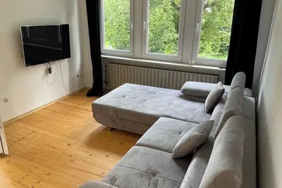 Image de Beautiful ground floor apartment with garden. Central location. Within walking distance of the train station.