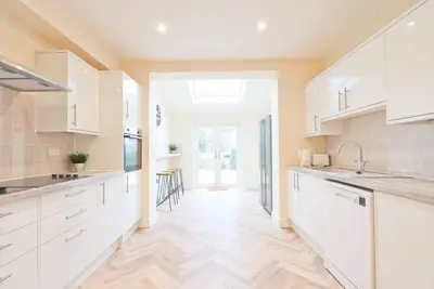 Image de Fishponds 6 bedroom House