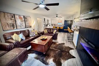 Image de Beau Maison, Greers Ferry Gem