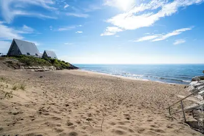 Image de Lake Michigan Beach Cottage with private beach and pools!