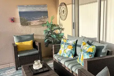 Image de Updated 2nd Flr Condo at Tara Golf & Cc  across the from all the amenities