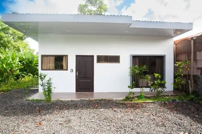 Image de Escape to Paradise in La Fortuna – Your Private 2-Bedroom Retreat Awaits! \n\n
