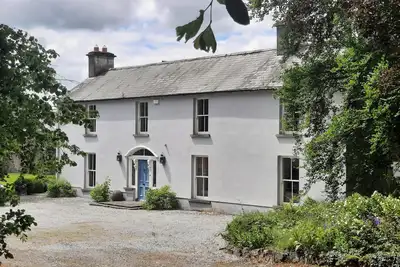 Image de Spacious Irish Country House and Gardens packed with country charm and mod cons.