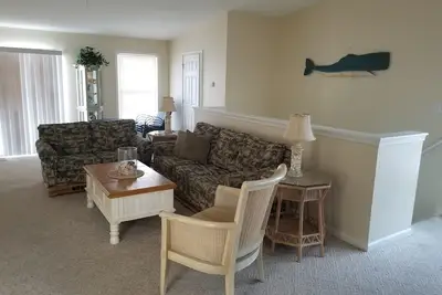 Image de Spacious 3 Bedroom Townhome w/ Pool. Steps from Beach, Boardwalk and Restaurants