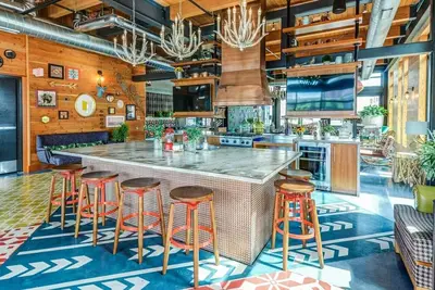 Image de Cw | 2br | Sky Lounge | Rooftop Pool | Gym | New C