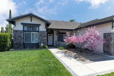 Image de Move-in Special! 4bd Home – First Month 4, 500 Usd