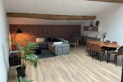 Image de Industrial Lodge 85m² - Loft avec extérieur