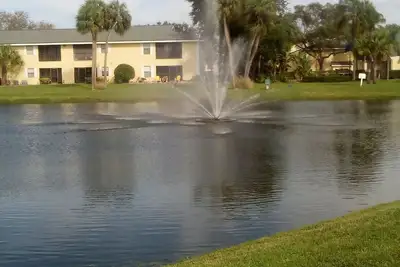 Image de St. Petersburg 2 Bed/2 Bath in gated community