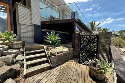Image de Charming Boathouse on the Lake