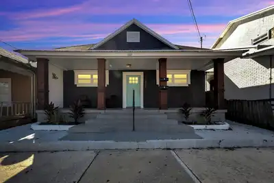 Image de [Spacious Bungalow] Modern & Cozy Comfort