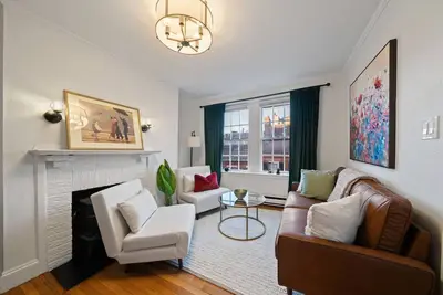 Image de City Views Beacon Hill Apt: Rooftop Balcony, Fast WiFi, Near Cafes, Mgh, Boston Commons, & Transit!