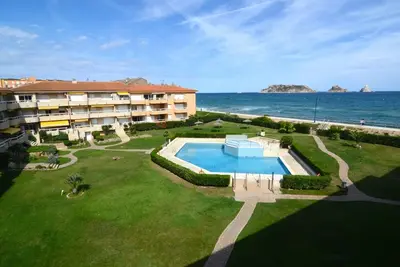 Image de Appartement à la Plage avec Piscine en Espagne