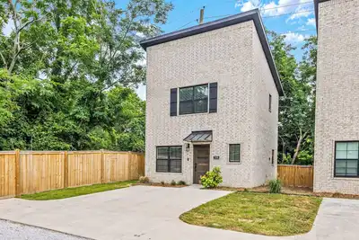 Image de Stylish 2br Home Near University of Arkansas