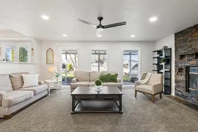 Image de Family-Friendly Home w/ Bbq Shaded Patio & King Bed