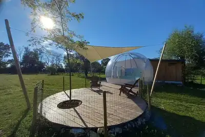 Image de Sleep under the starry night sky in our \"Bulle des Alpagas.