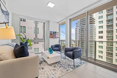 Image de Condo in the Heart of Miami! Near Bayfront park!