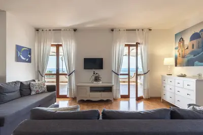 Image de Appartamento in villa tra Gaeta e Sperlonga vista mare, wifi e Ac, Free Parking