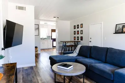 Image de Charming 2-bedroom house in wonderful Oklahoma City with Ac, WiFi