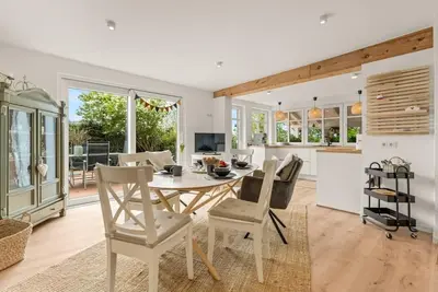 Image de New! Vacation home Uppum simply more beautiful living. . .
