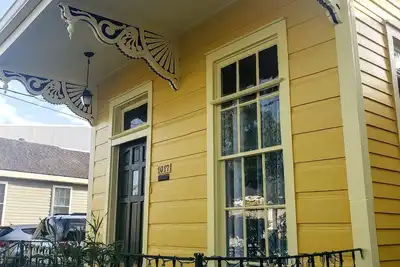 Image de Quaint 1930s Algiers Shotgun- 6 Min. Ferry from the French Quarter!