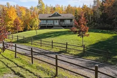 Image de Hilltop Hideaway