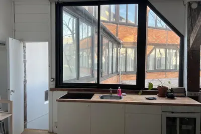 Image de Atelier d'artiste calme et lumineux près du Père Lachaise