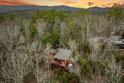 Image de Mountain Views | Hot Tub | Pet Friendly