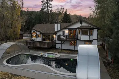 Image de Four Season Escape – Cozy Big Bear Cabin with Pool, Jacuzzi & Sauna